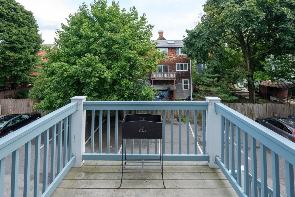 30 Adamson St 30