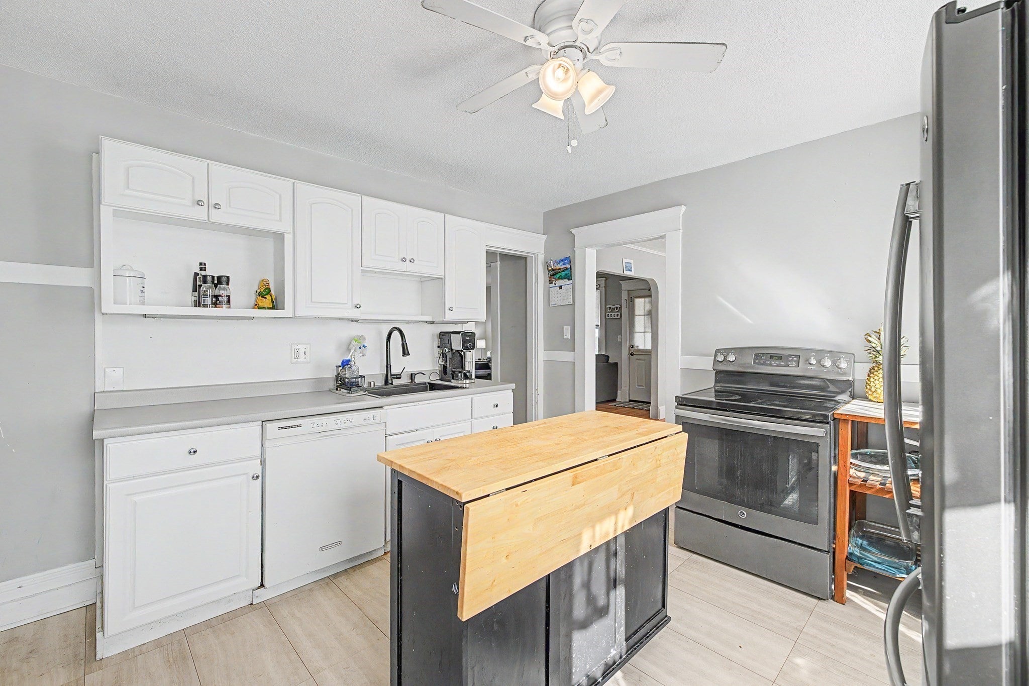 419 Hillside Ave, Holyoke, MA, 419 Hillside Ave, Holyoke, MA Photo #6