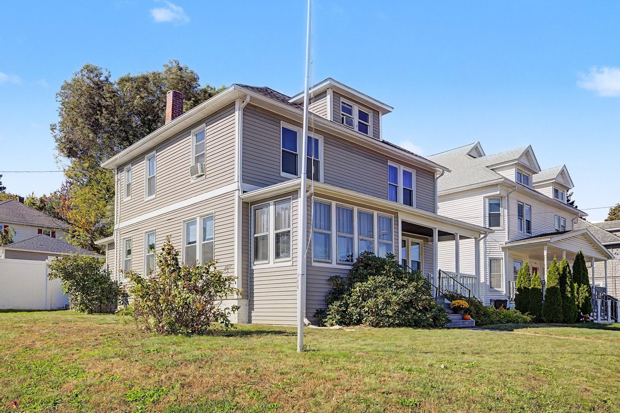 419 Hillside Ave, Holyoke, MA, 419 Hillside Ave, Holyoke, MA Photo #2