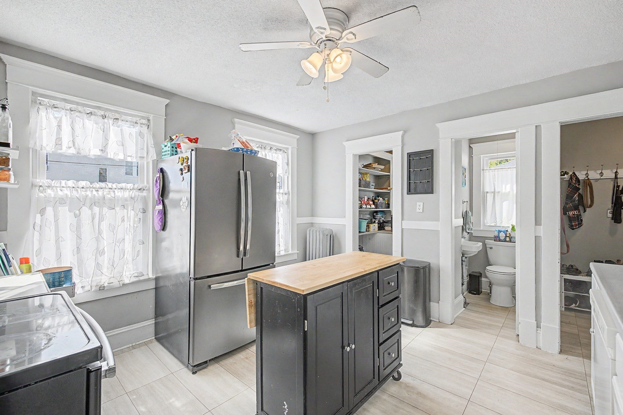 419 Hillside Ave, Holyoke, MA, 419 Hillside Ave, Holyoke, MA Photo #5