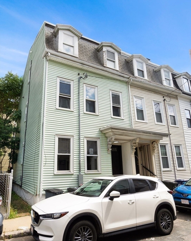 2 Viking Street