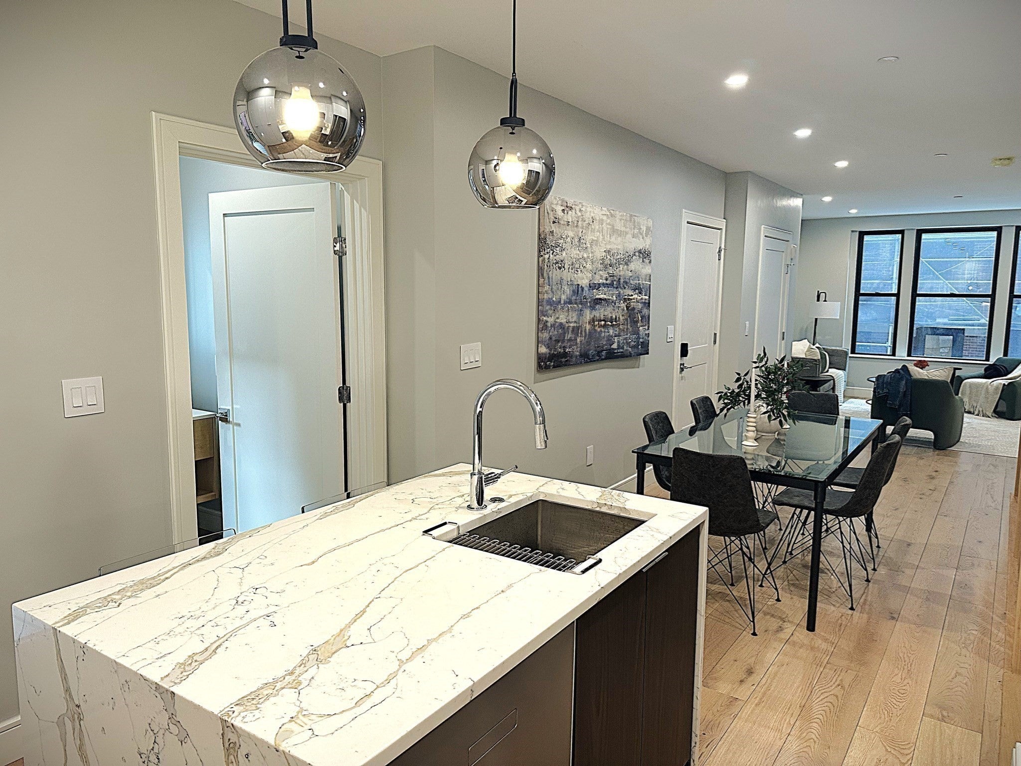 14 No. Bennet Street 101