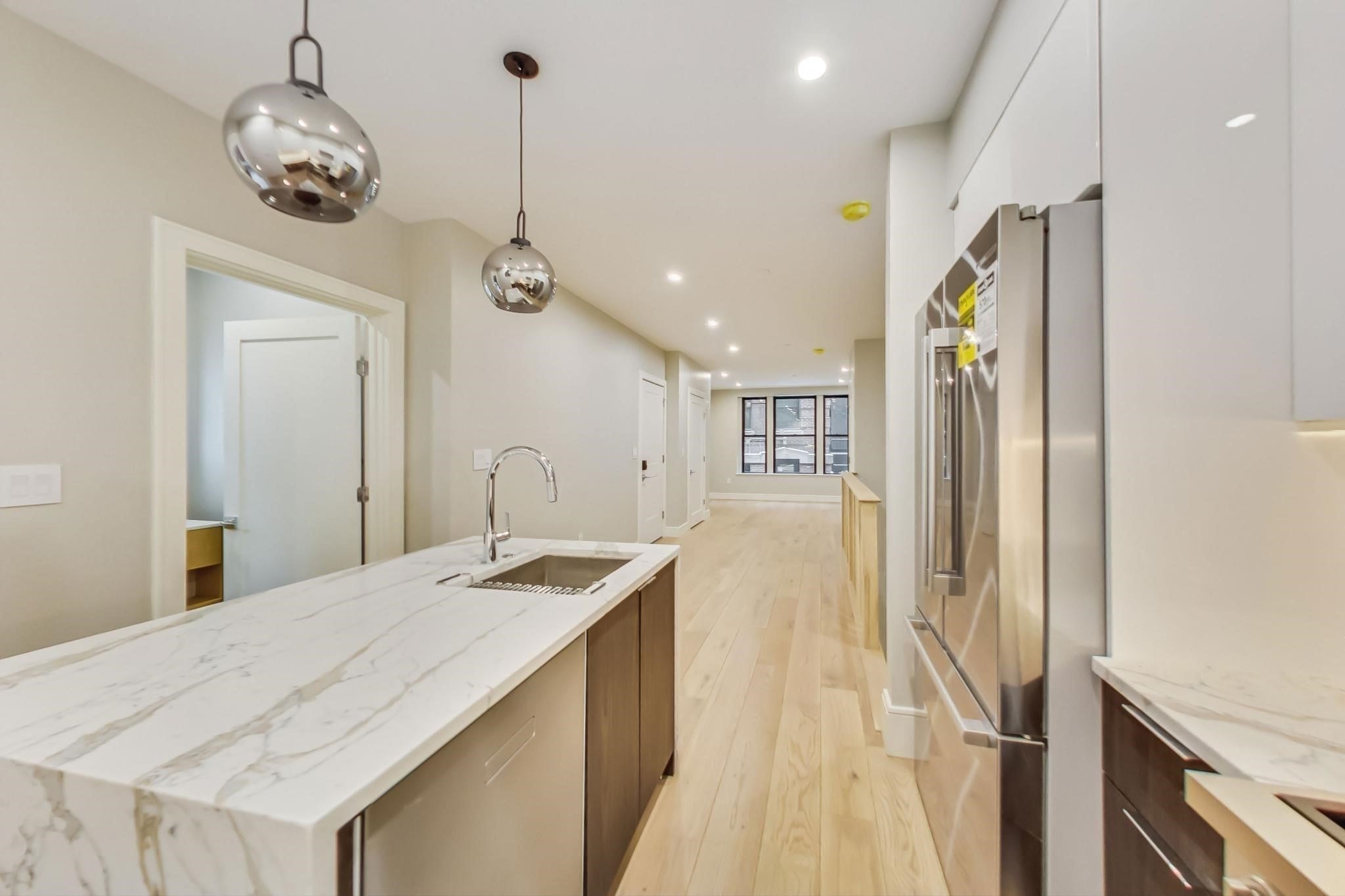 14 No. Bennet Street 101