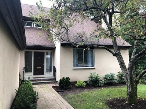 Photo of 315 Goddard Ave #315, Brookline, MA 02445 (MLS # 73511401)