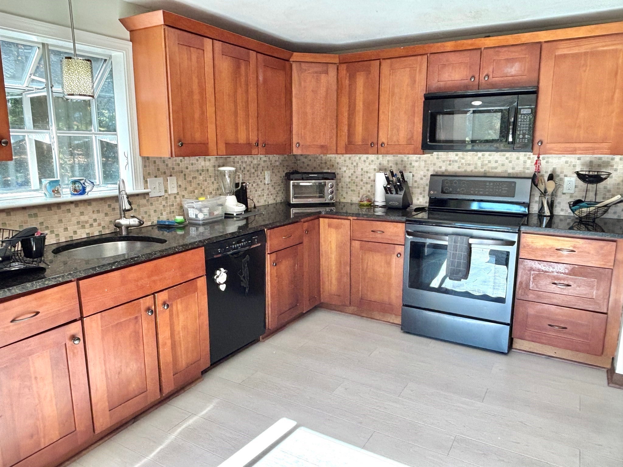 16 Tarkiln Rd