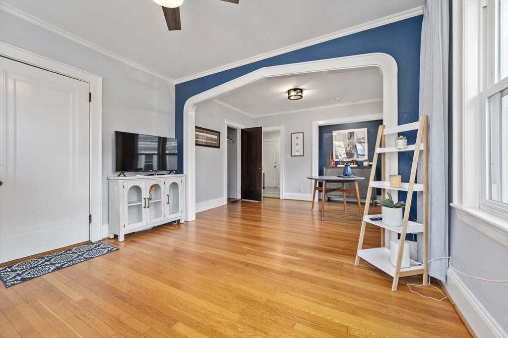185 Lafayette St 3