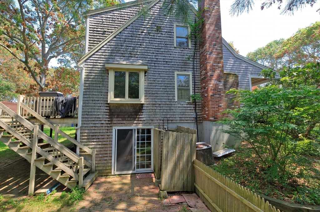 7 Dana Rd