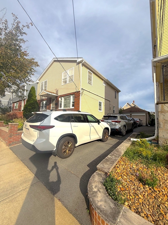 103 Swan Street