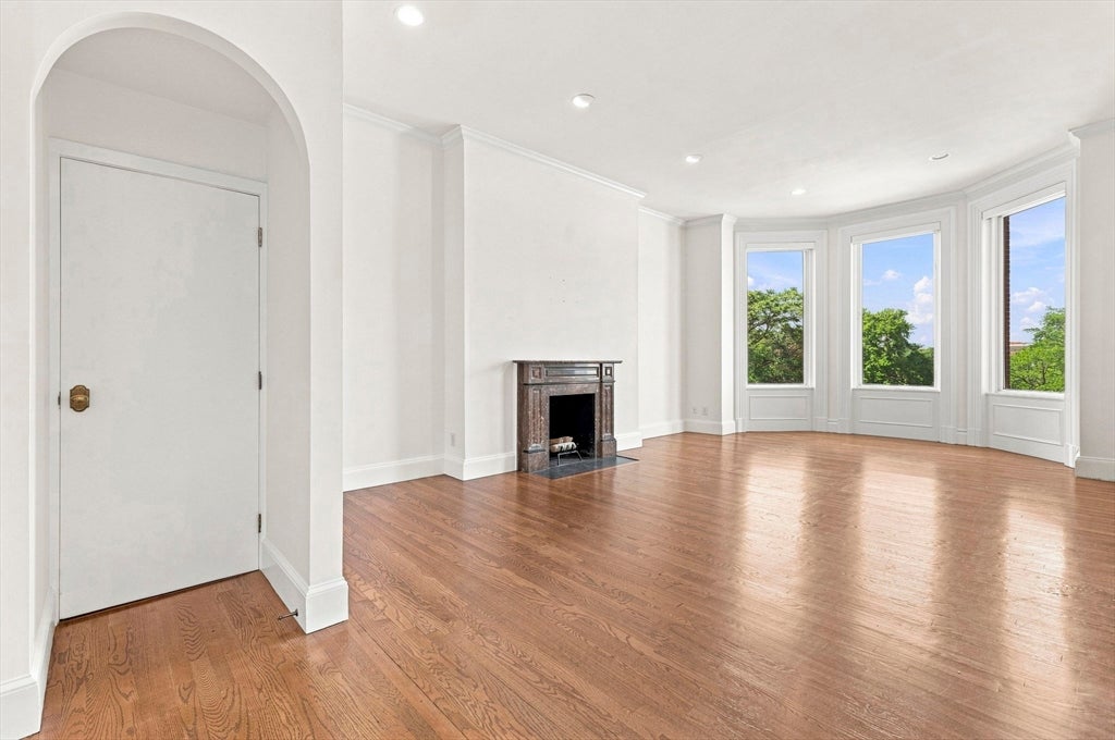 398 Beacon Street 3