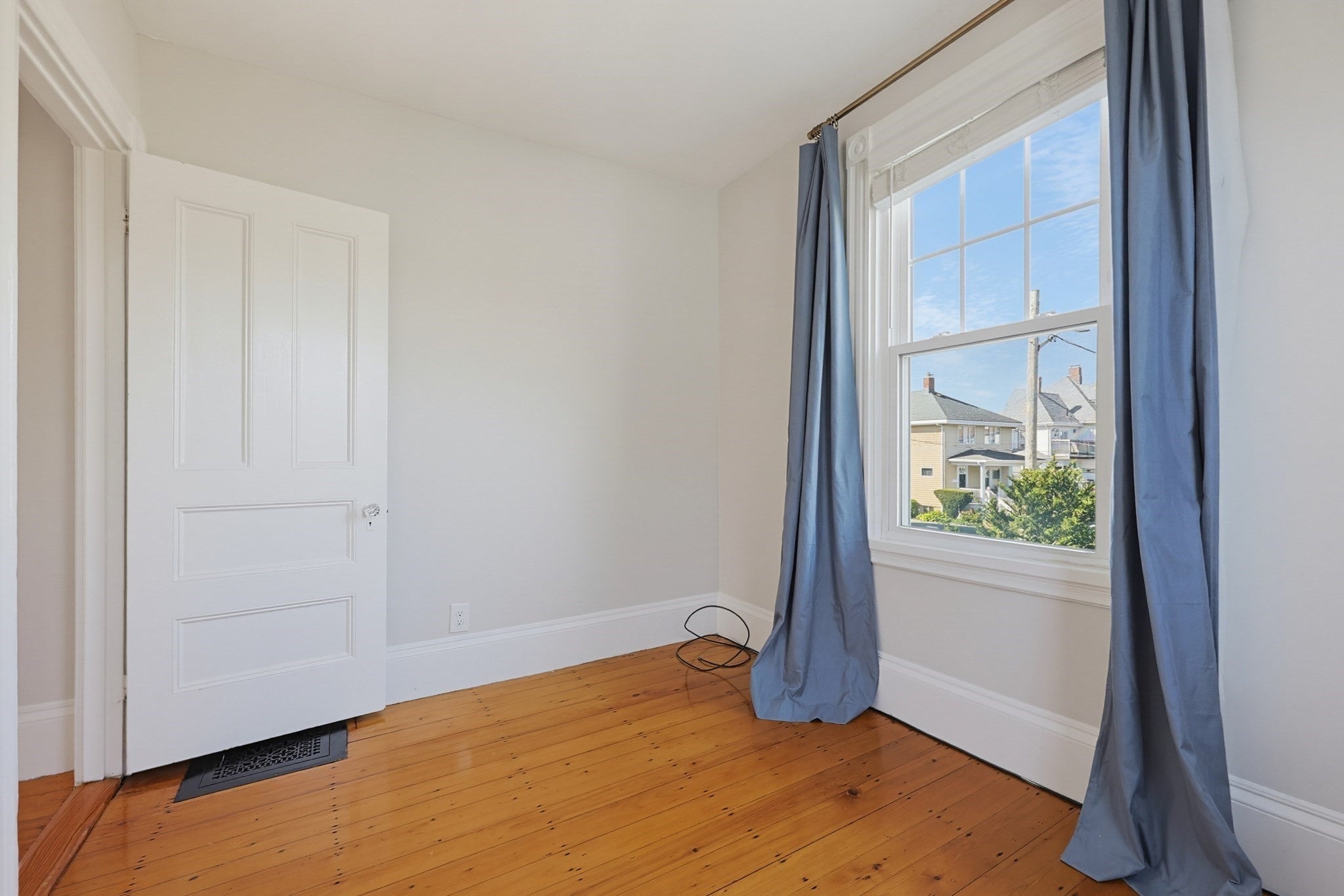 32 Elmwood Avenue, Winthrop, MA, 32 Elmwood Avenue, Winthrop, MA Photo #32