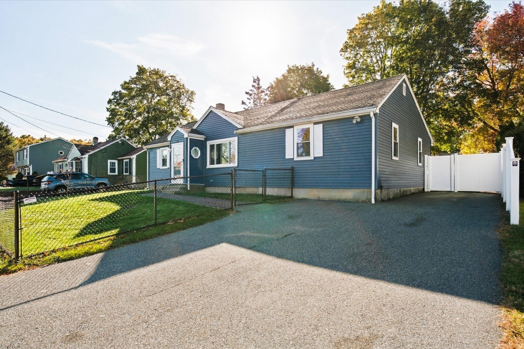 49 Clapp St
