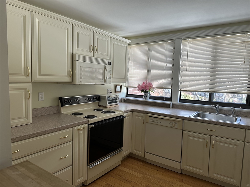 1 Longwood Drive 105