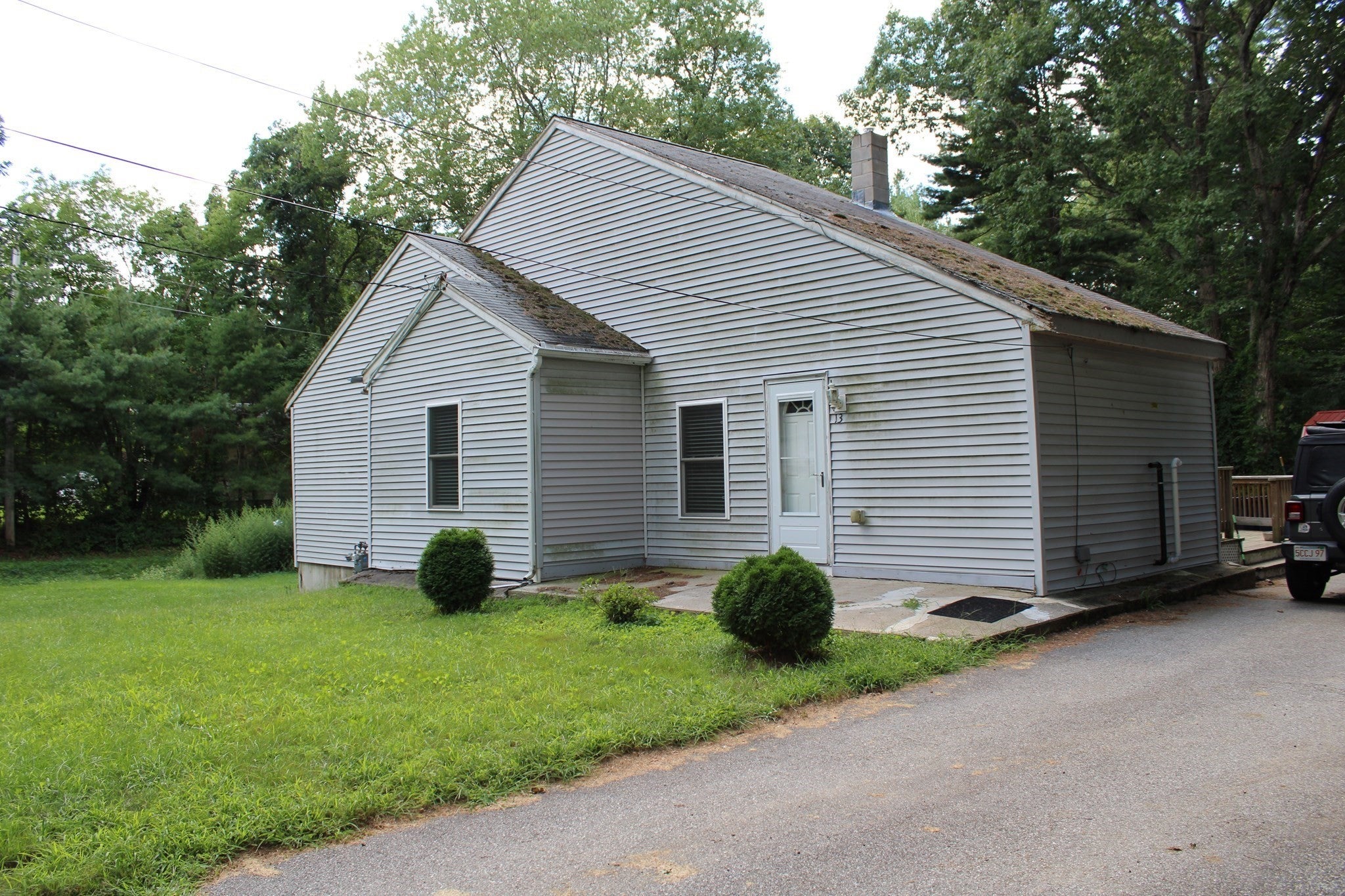 13 Woodward St