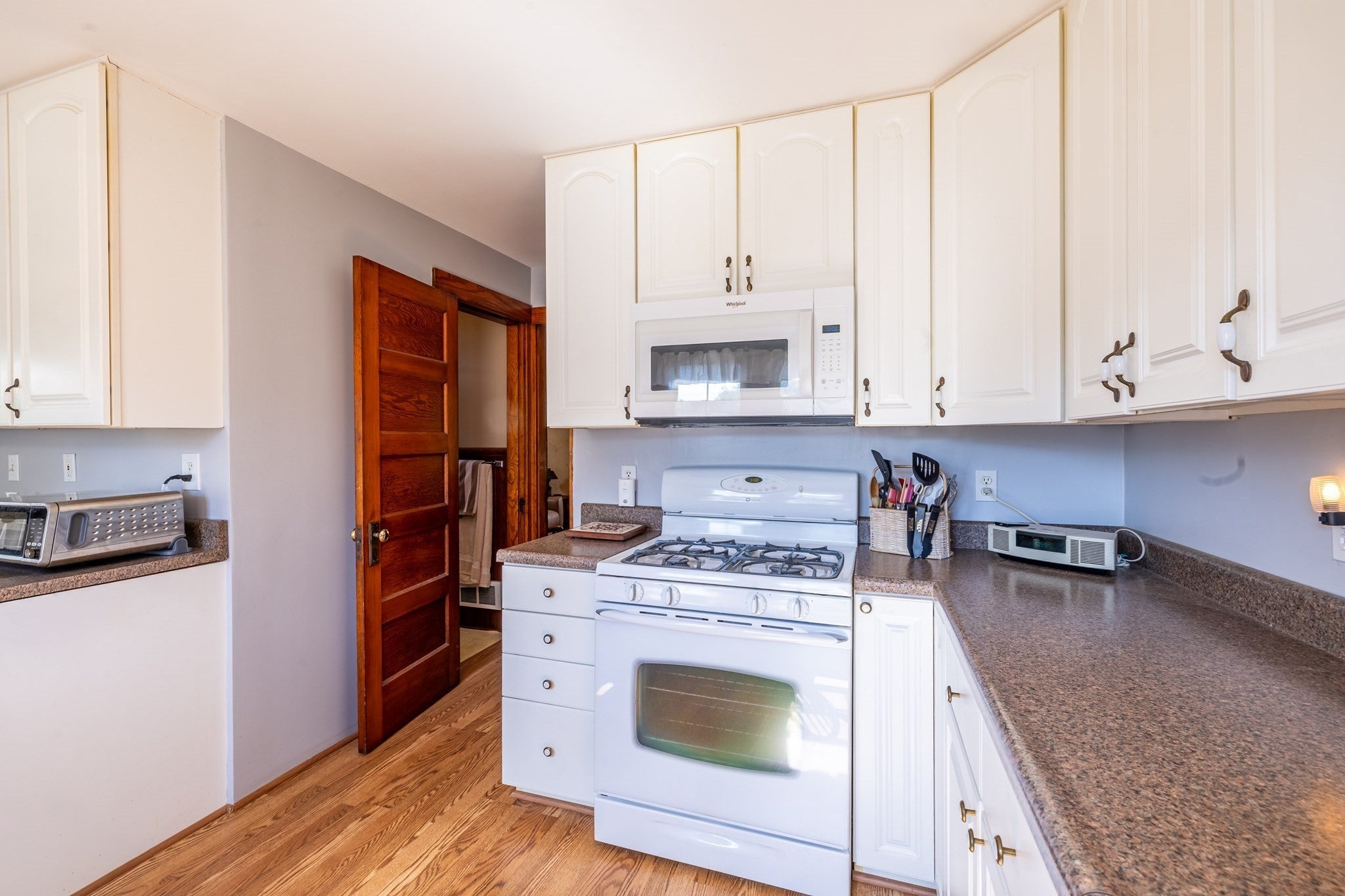 6 Hillcrest Rd, Beverly, MA, 6 Hillcrest Rd, Beverly, MA Photo #13