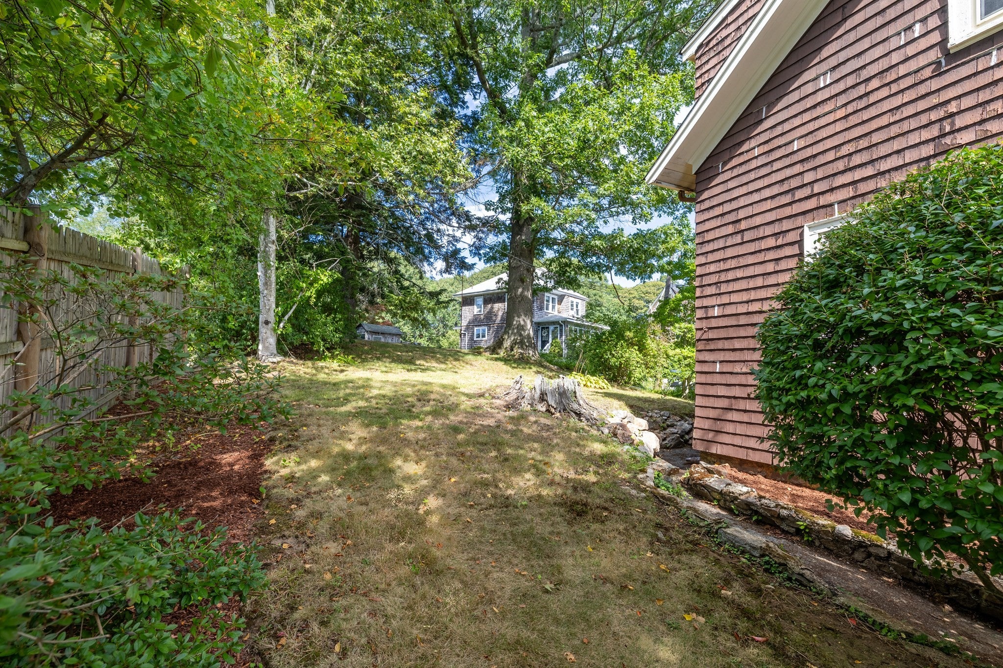 6 Hillcrest Rd