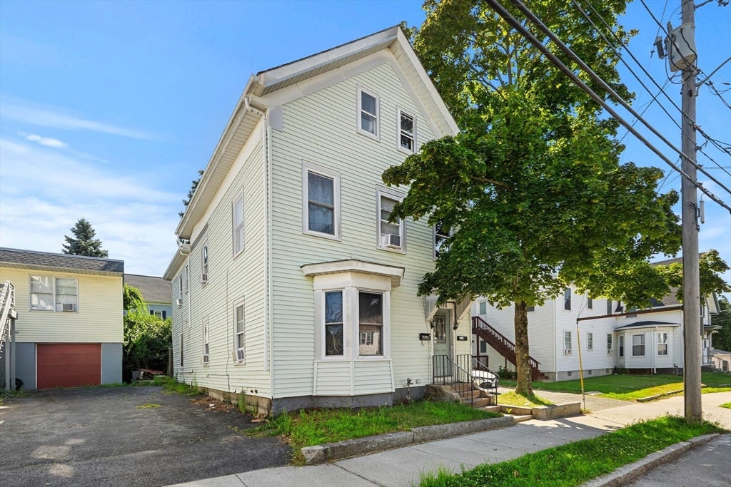 Photo of 186 Washington Street, Gloucester, MA