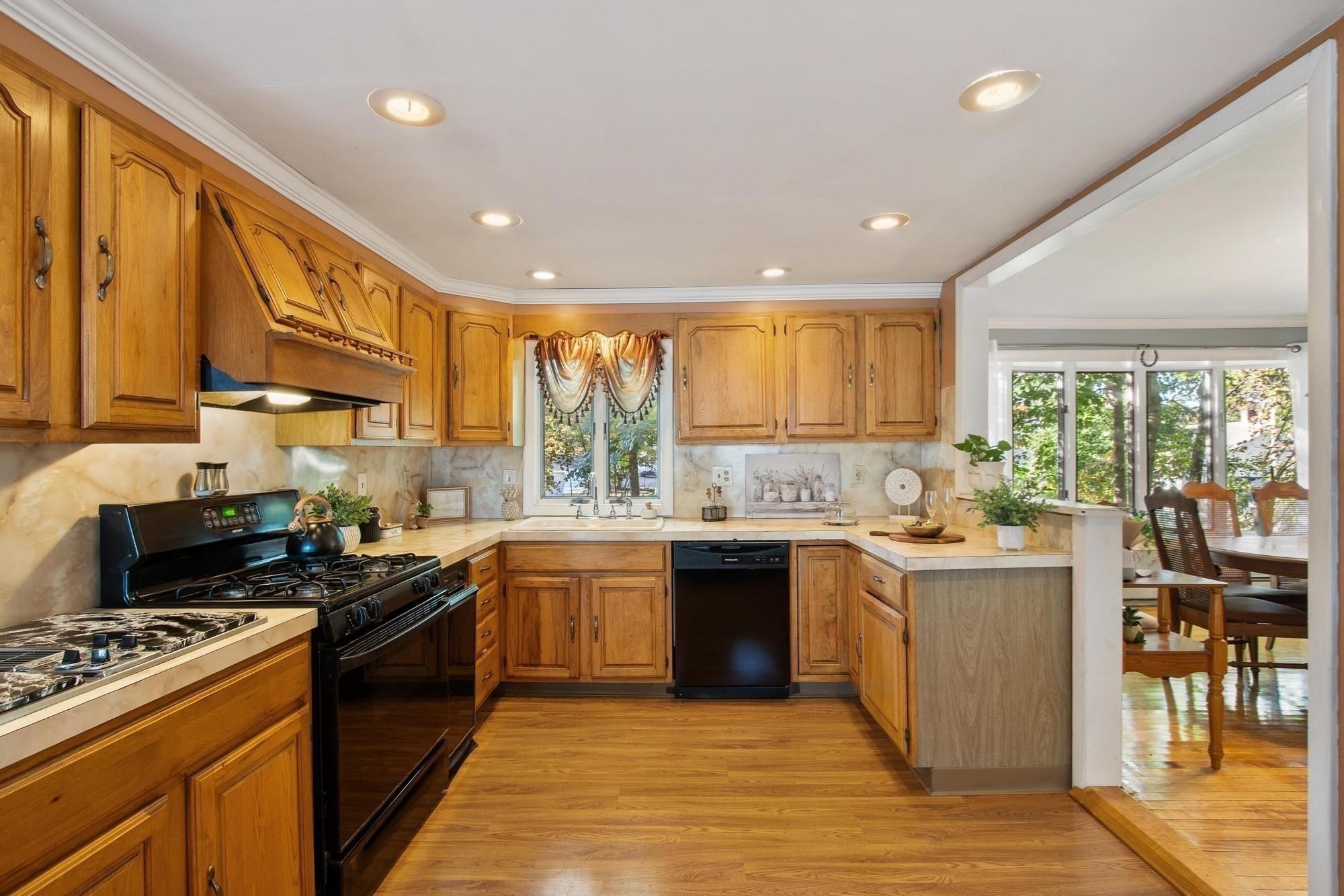 41 Smith St, Fitchburg, MA, 41 Smith St, Fitchburg, MA Photo #19