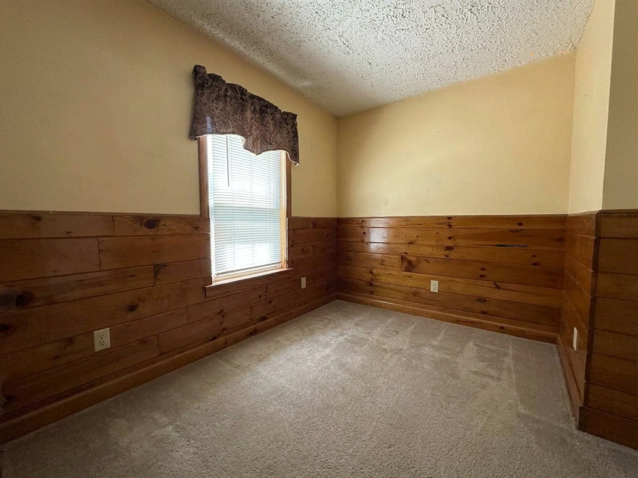 41 Smith St, Fitchburg, MA, 41 Smith St, Fitchburg, MA Photo #22