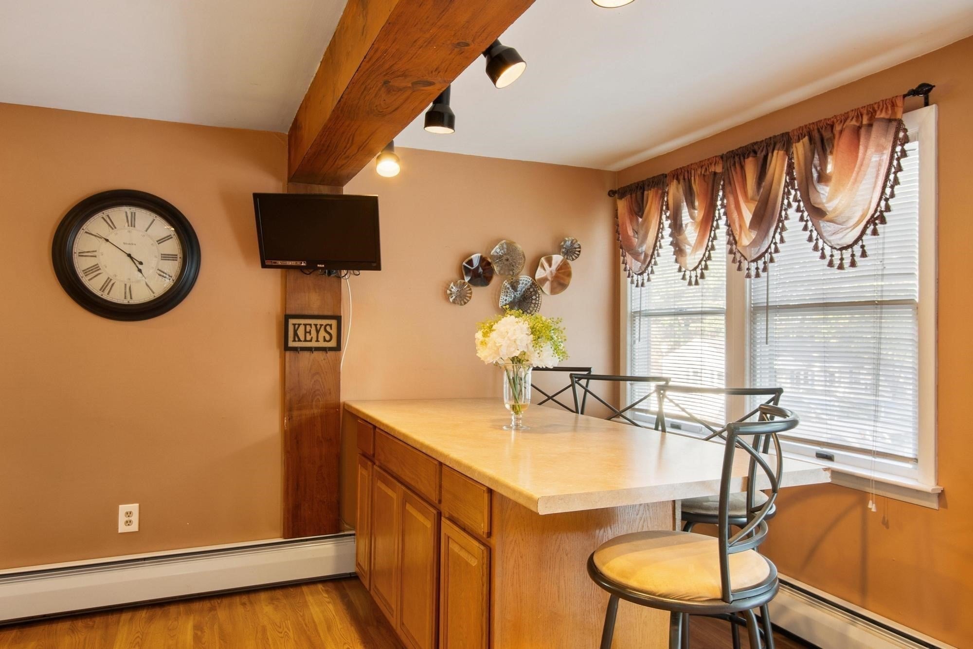 41 Smith St, Fitchburg, MA, 41 Smith St, Fitchburg, MA Photo #11