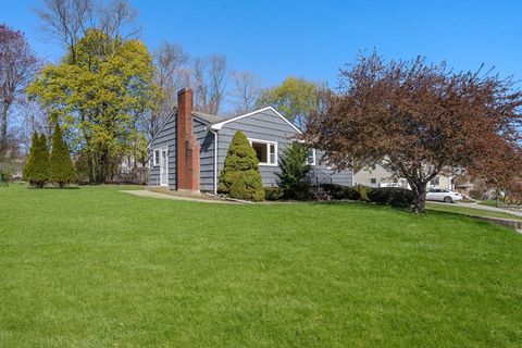 196 Hill St Norwood MA 02062