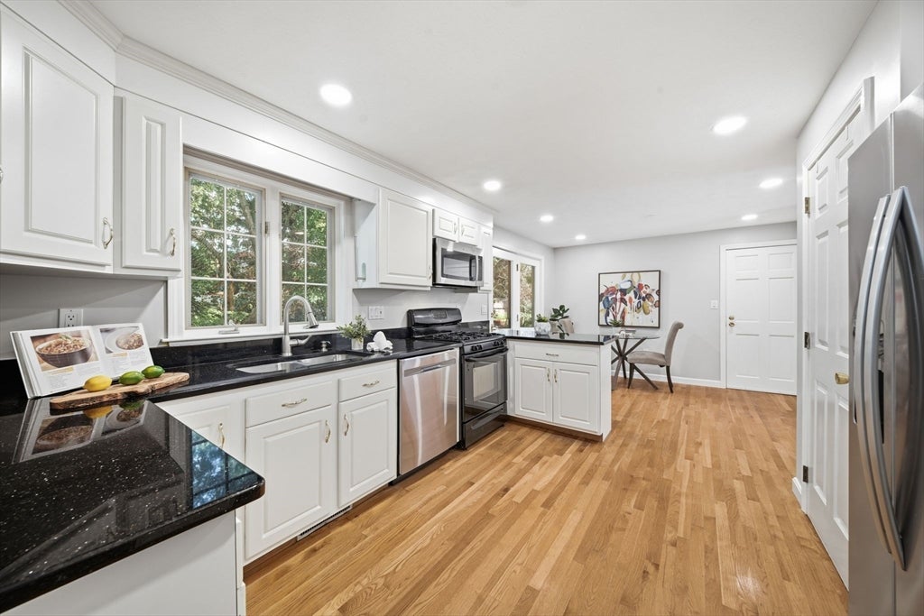 27 Stonegate Rd #27, Chelmsford, MA, 27 Stonegate Rd #27, Chelmsford, MA Photo #12