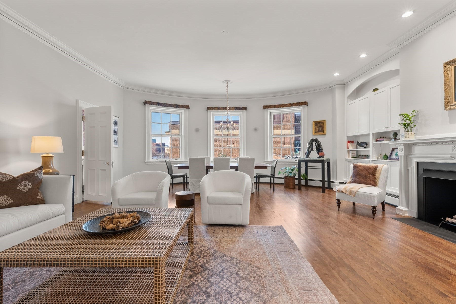 95 Beacon St 9, Boston MA 02108
