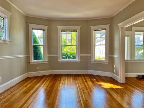 72 Everett St 1 Arlington MA 02474