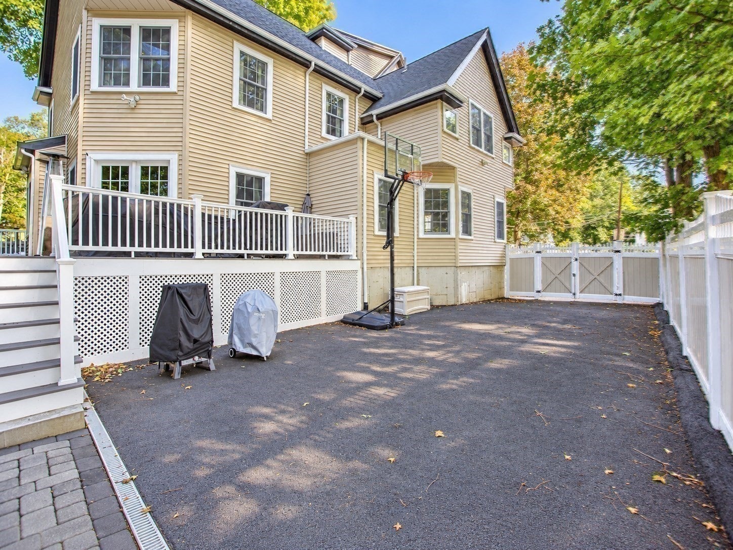 84 Spring St, Wakefield, MA Photo #29