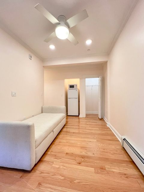 219 Commonwealth Ave 15 Newton MA 02467