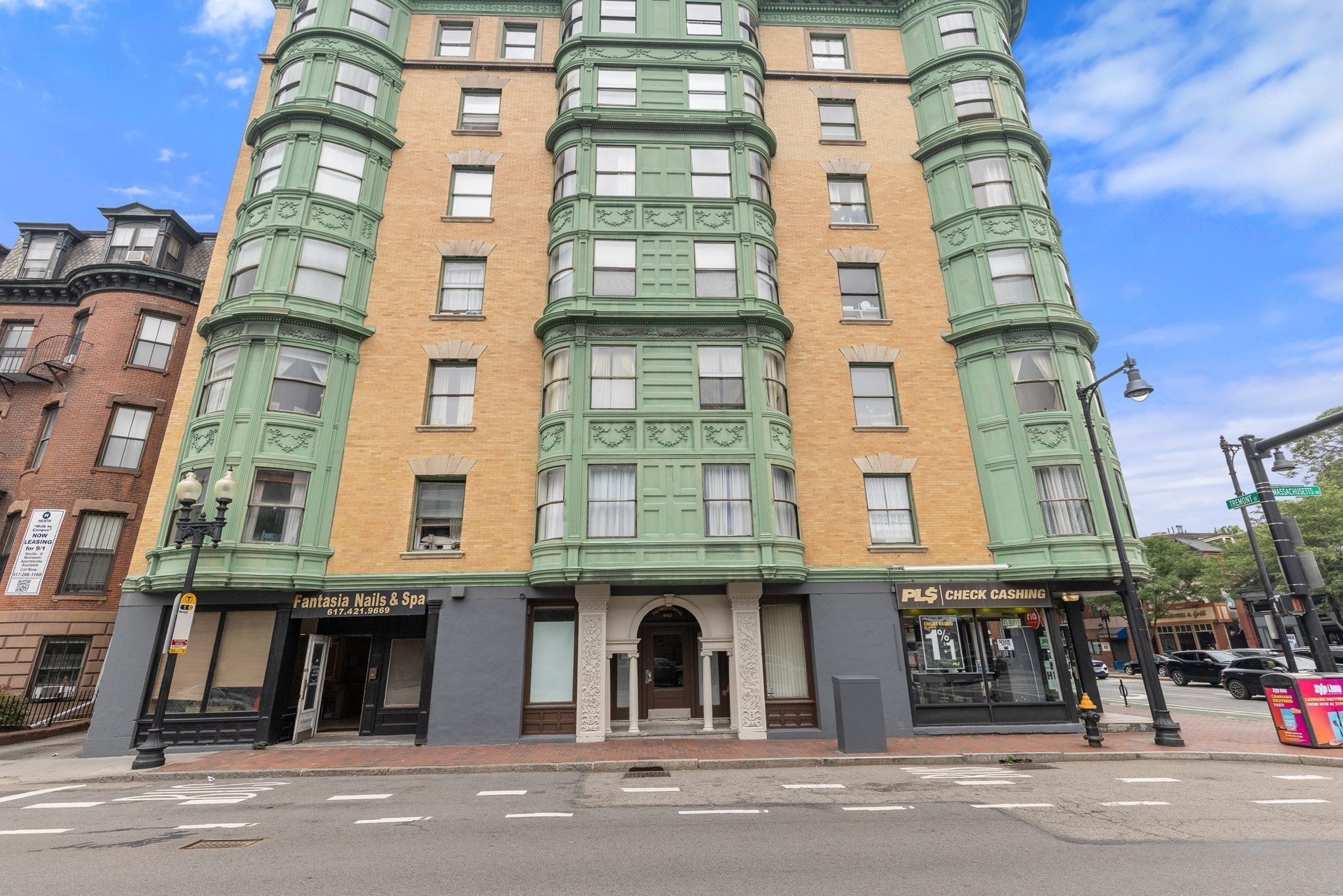 492 Massachusetts Ave