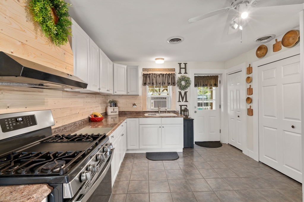 39 Chippewa Dr