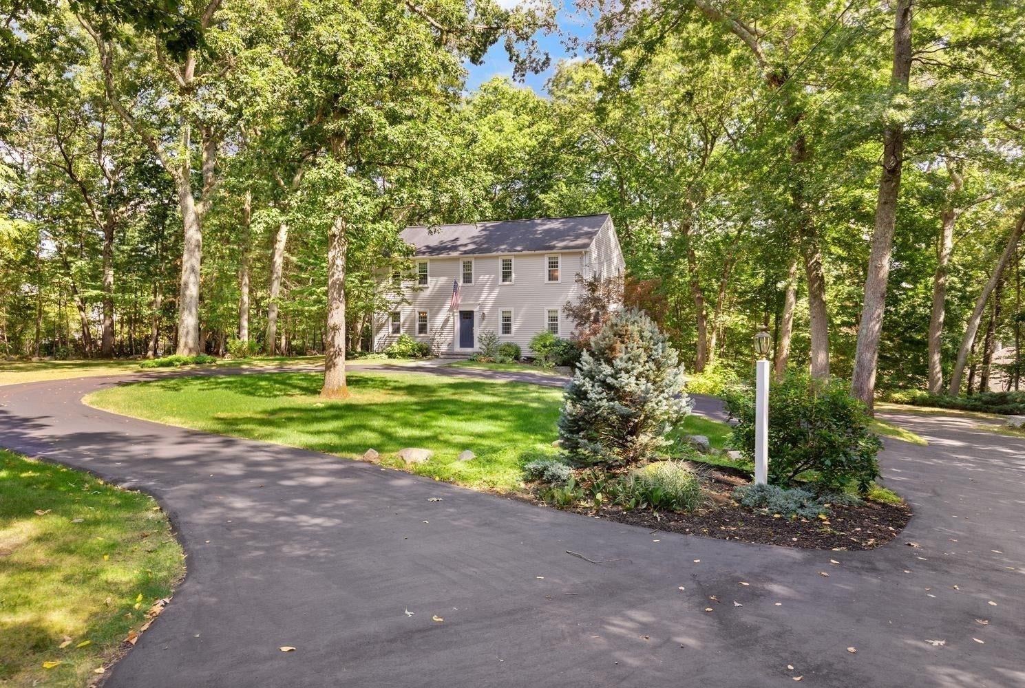 28 Sylvan Way, Sudbury MA 01776