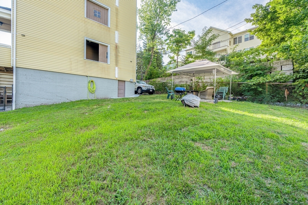 42 Adams St
