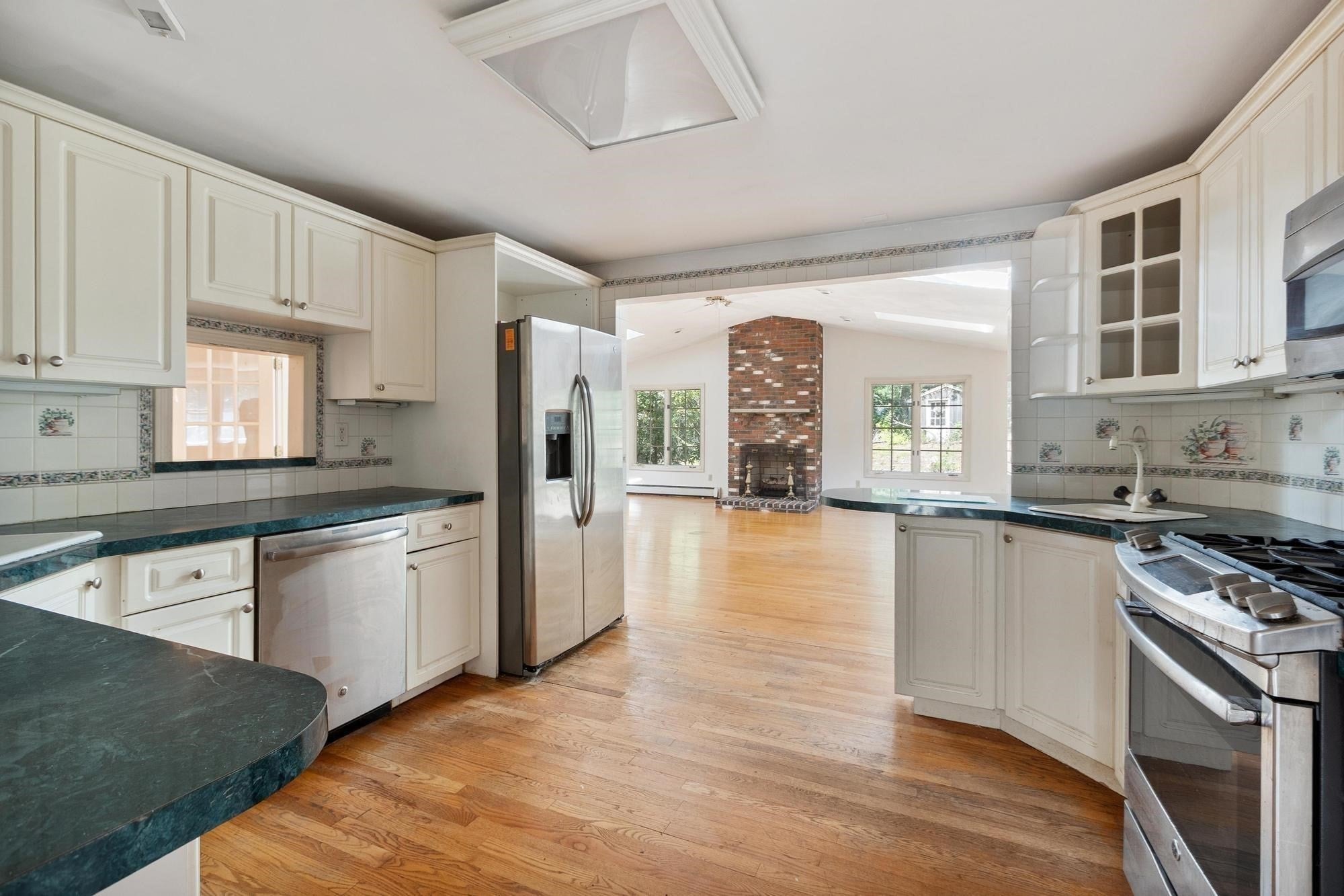 30 Shagbark Rd, Concord, MA Photo #5