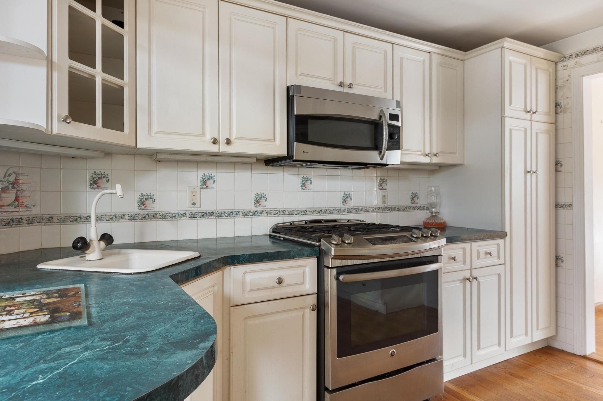 30 Shagbark Rd, Concord, MA Photo #4