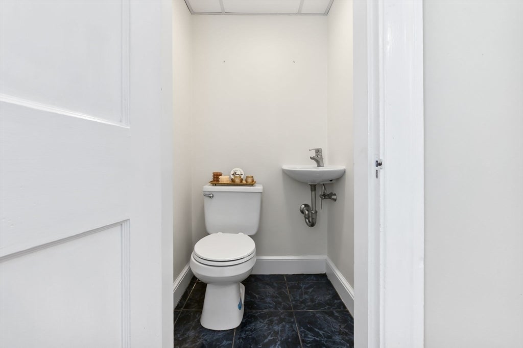 1 Virginia Ave, Beverly, MA, 1 Virginia Ave, Beverly, MA Photo #17