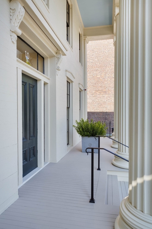 10 Linwood Street