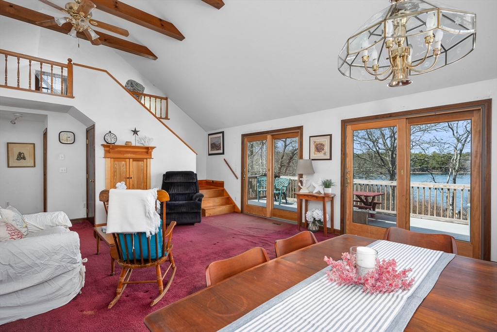 15 Great Hill Rd