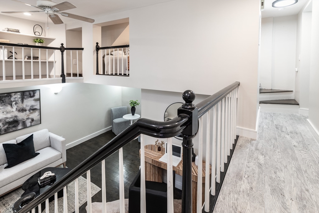 27 Anderson St 36