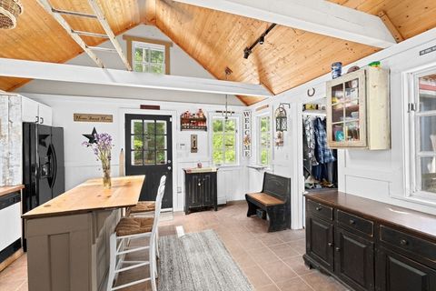 18 Russell Holmes Way Carver MA 02330