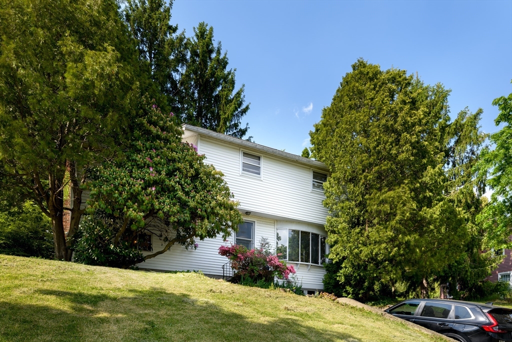 44 Fort Meadow Drive