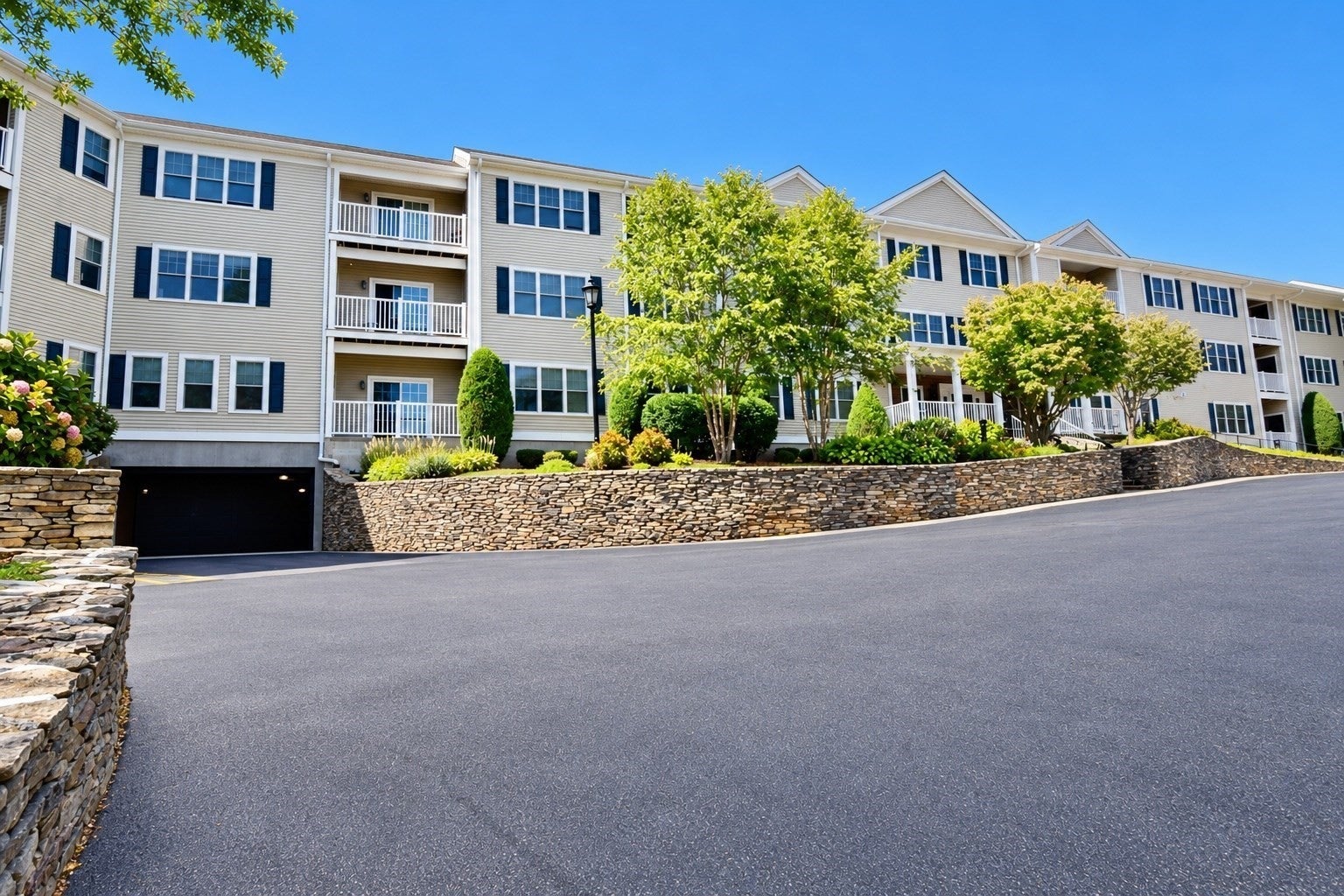 Photo of 1 Lenox Street, Norwood, MA