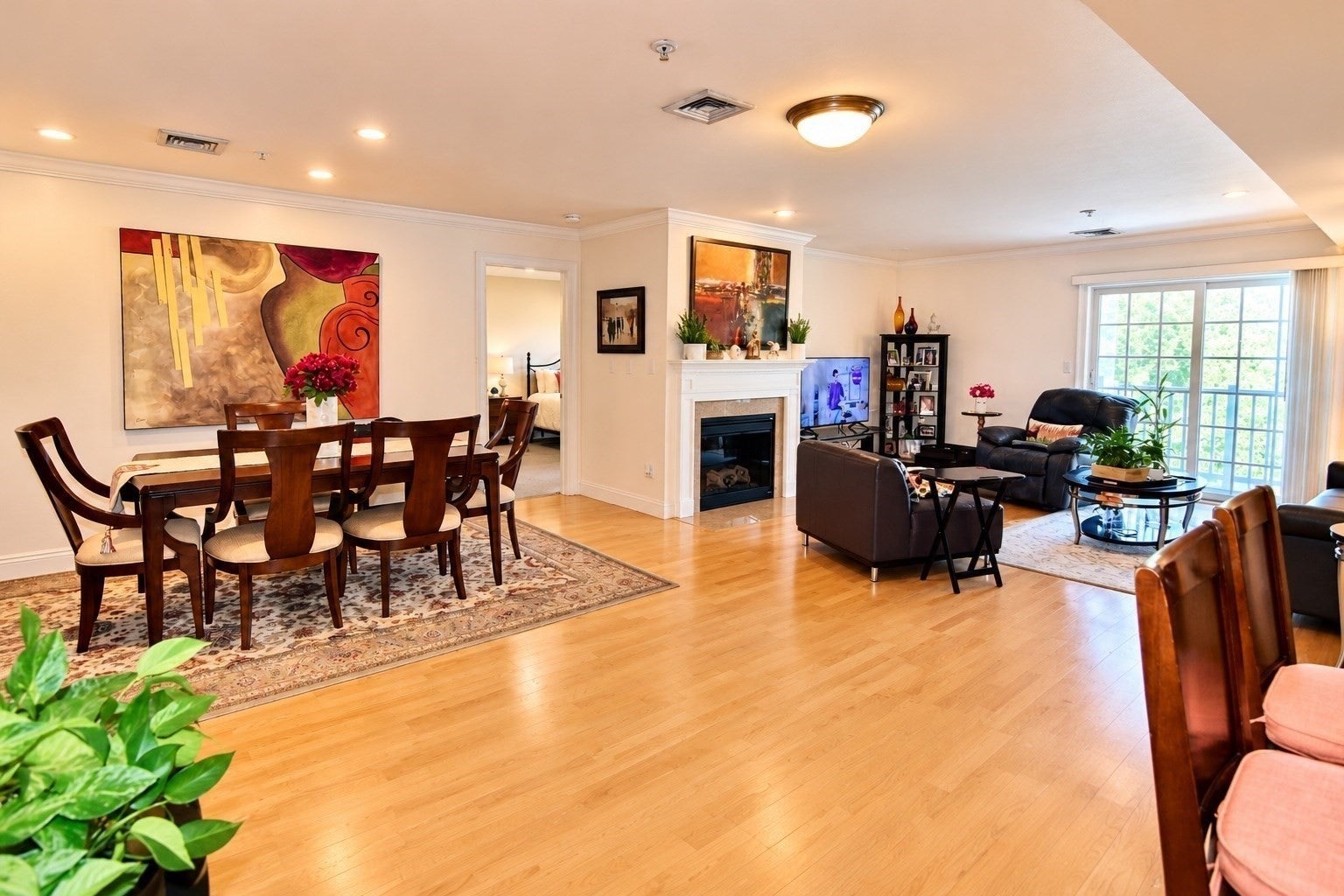 1 Lenox Street 209