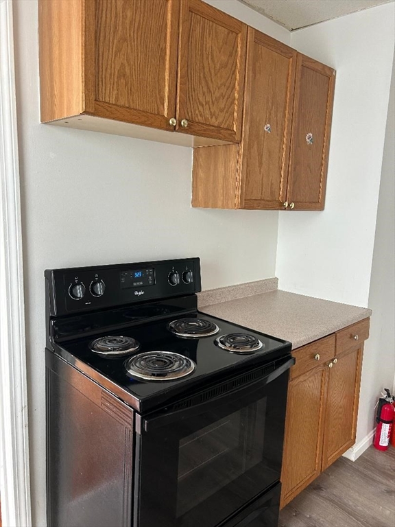 Chicopee, Massachusetts 01020, United States, 3 Bedrooms Bedrooms, ,1 BathroomBathrooms,Residential,Active,167000