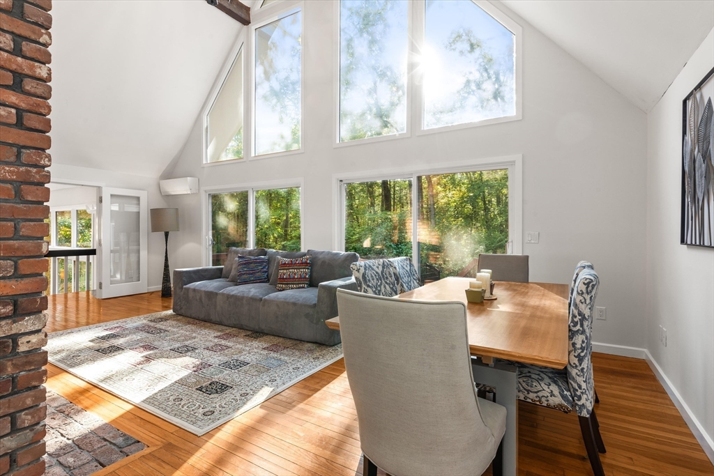 10 Cold Harbor Drive