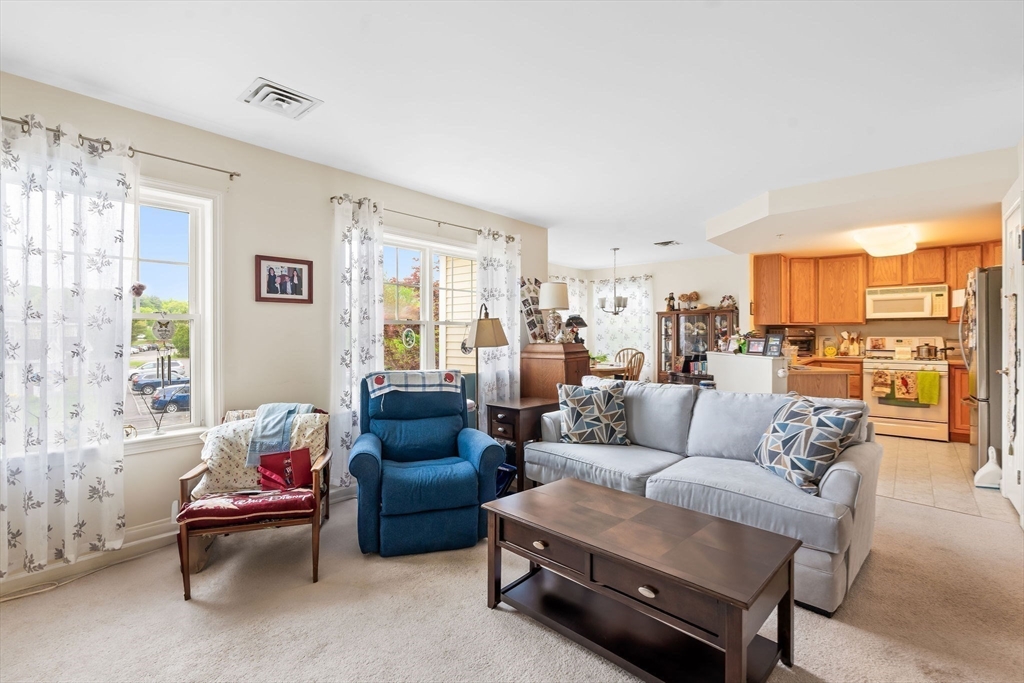 521 Main C