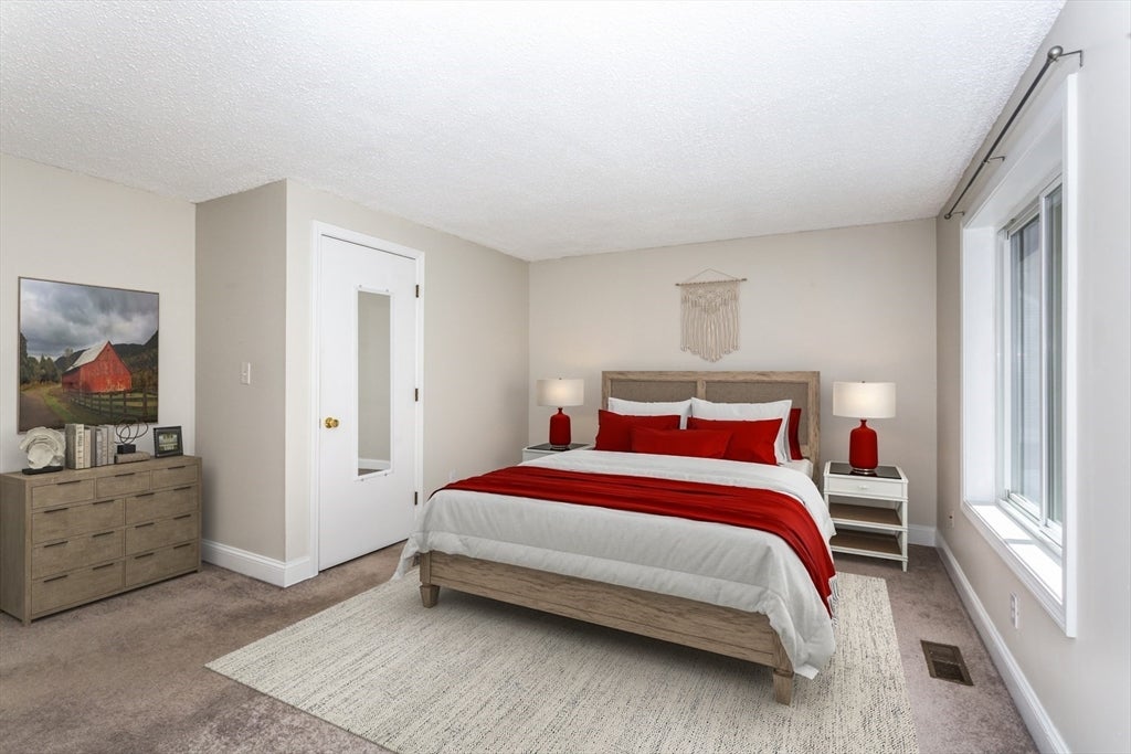 36 Stone Ridge Rd #36, Franklin, MA Photo #25