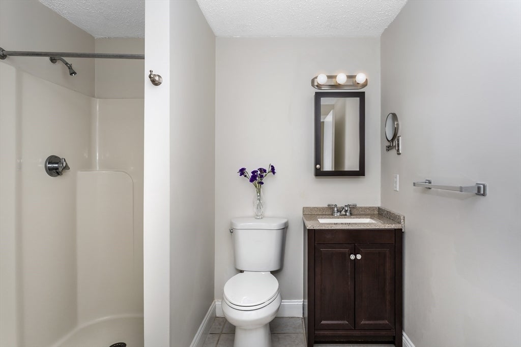 36 Stone Ridge Rd #36, Franklin, MA Photo #28