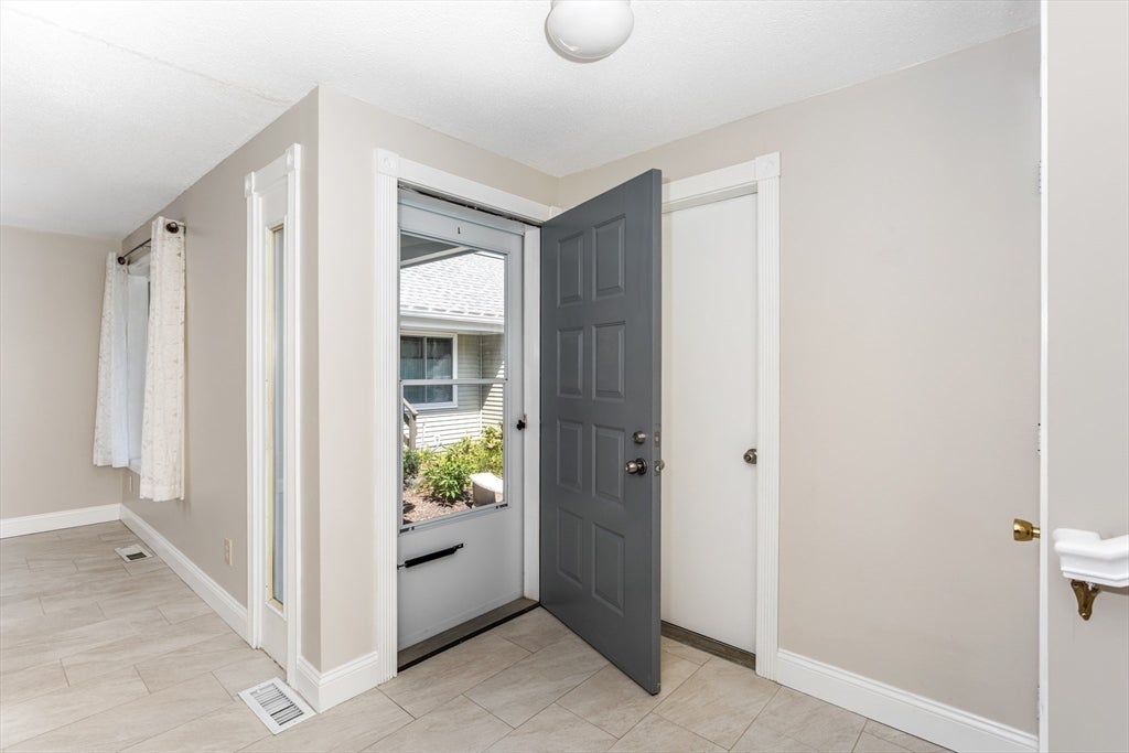 36 Stone Ridge Rd 36