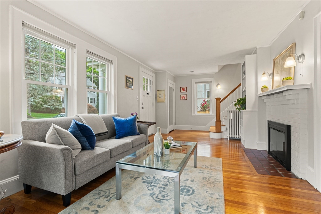 58 Iroquois Rd